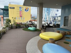 ウッドデッキ（商業施設）３