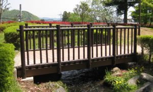自然公園型人道橋